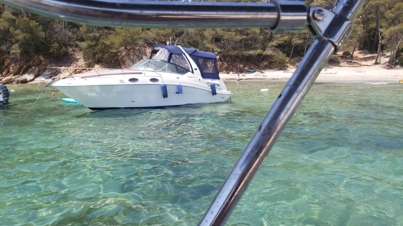Hebergement Insolite Sur Un Bateau A Quai Hotel La Londe-les-Maures Exterior foto